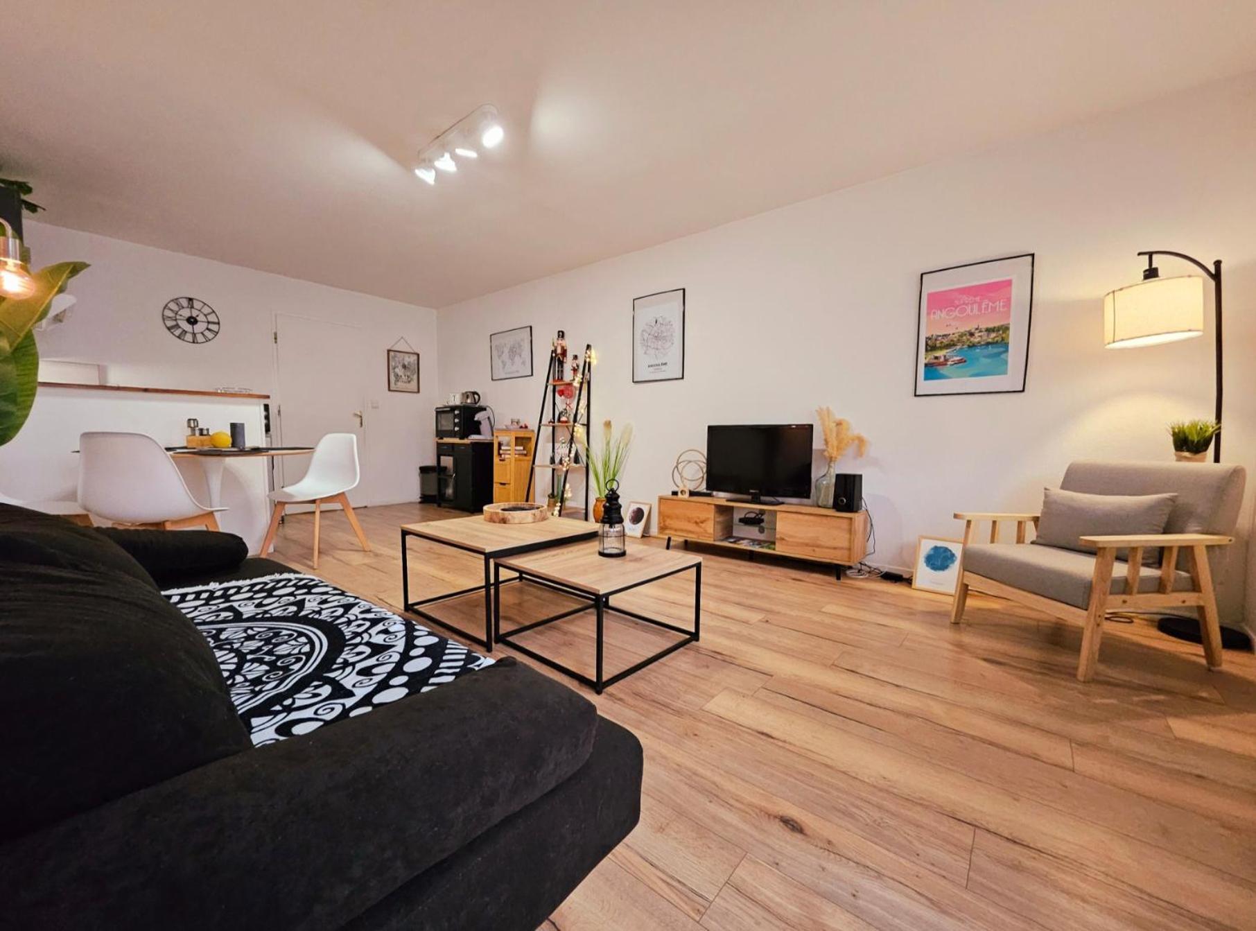 Appartement Cosy Proche Gare - Fibre Optique Et Parking 앙굴렘 외부 사진